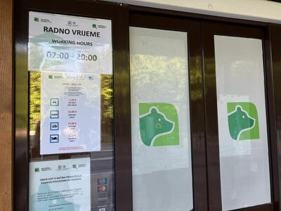 Placené parkoviště. Oproti roku 2024 podrahlo o půl eura na hodinu.