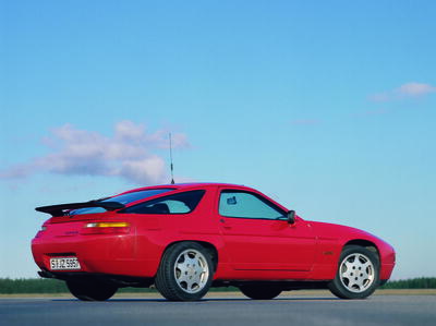 Porsche 928 GT