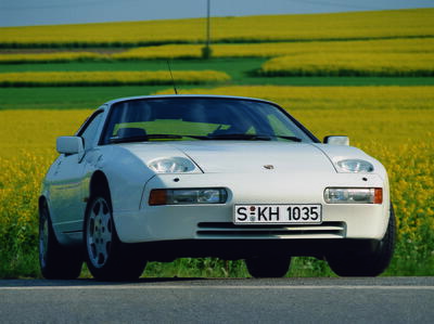 Porsche 928 GT