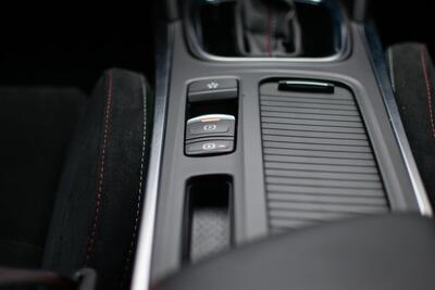 Renault Megane E-Tech - interiér