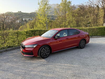Škoda Superb 1.5 TSI Sportline
