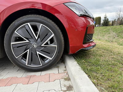 Škoda Superb 1.5 TSI Sportline – Pozor na obrubníky!