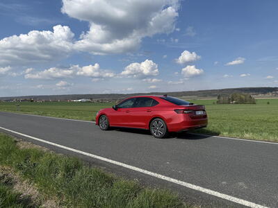 Škoda Superb 1.5 TSI Sportline