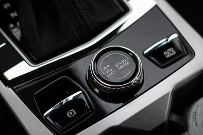 SsangYong Korando - interiér