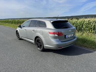 Test ojetiny: Toyota Avensis T270