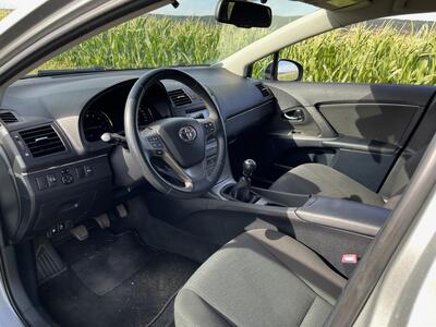 Test ojetiny: Toyota Avensis T270