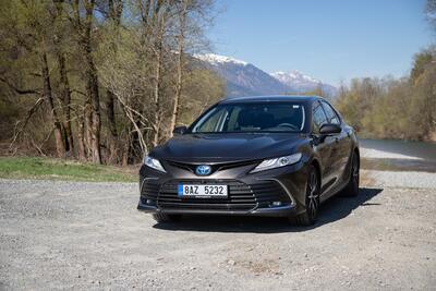 Toyota Camry exteriér