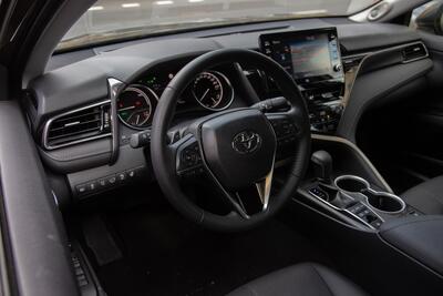 Toyota Camry interiér