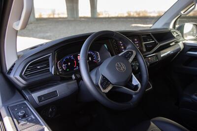 VW Multivan - interiér