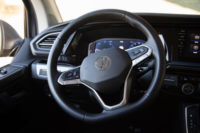 VW Multivan - interiér