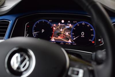 VW T-Roc - Virtuální kokpit