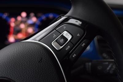 VW T-Roc - Volant