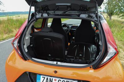 Zavazadlový prostor Toyota AYGO Selection x-cite