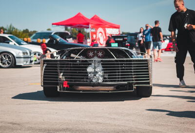Zážitky plné rychlosti a stylu: Automobilová akce Tuning Motor Párty Vyškov