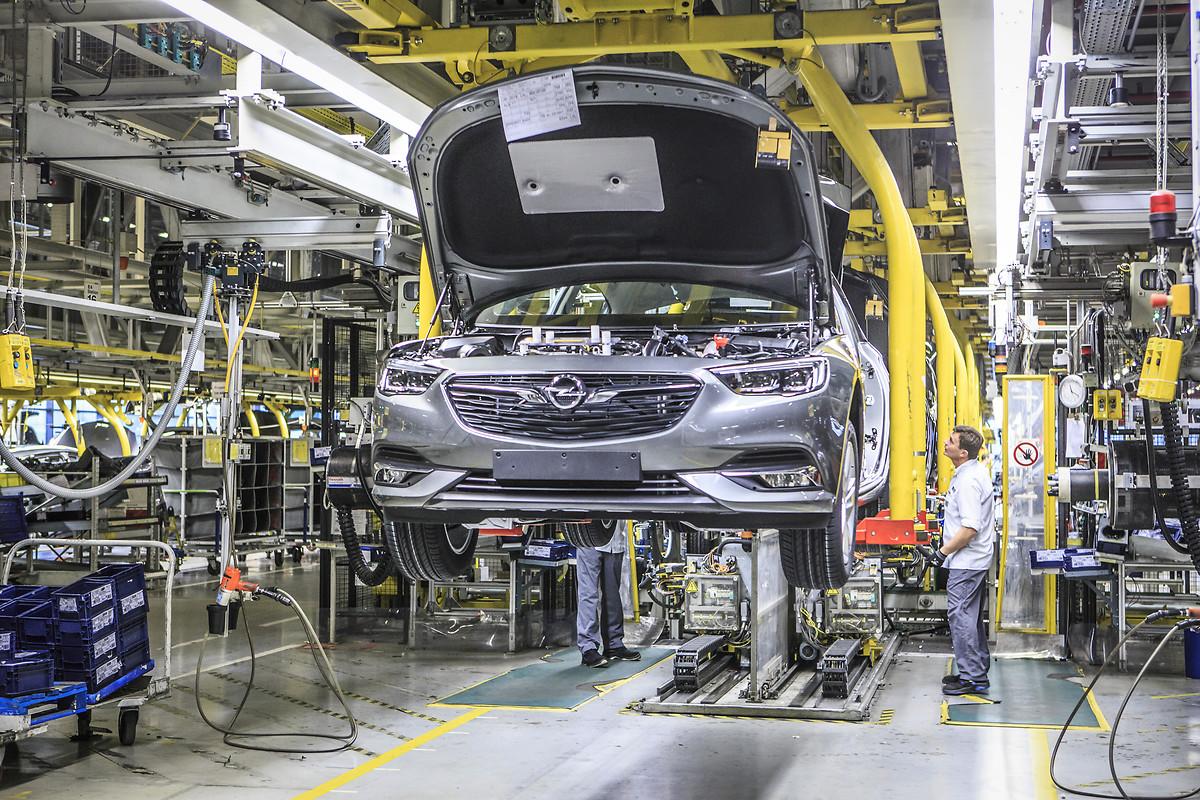 Automobilka Opel