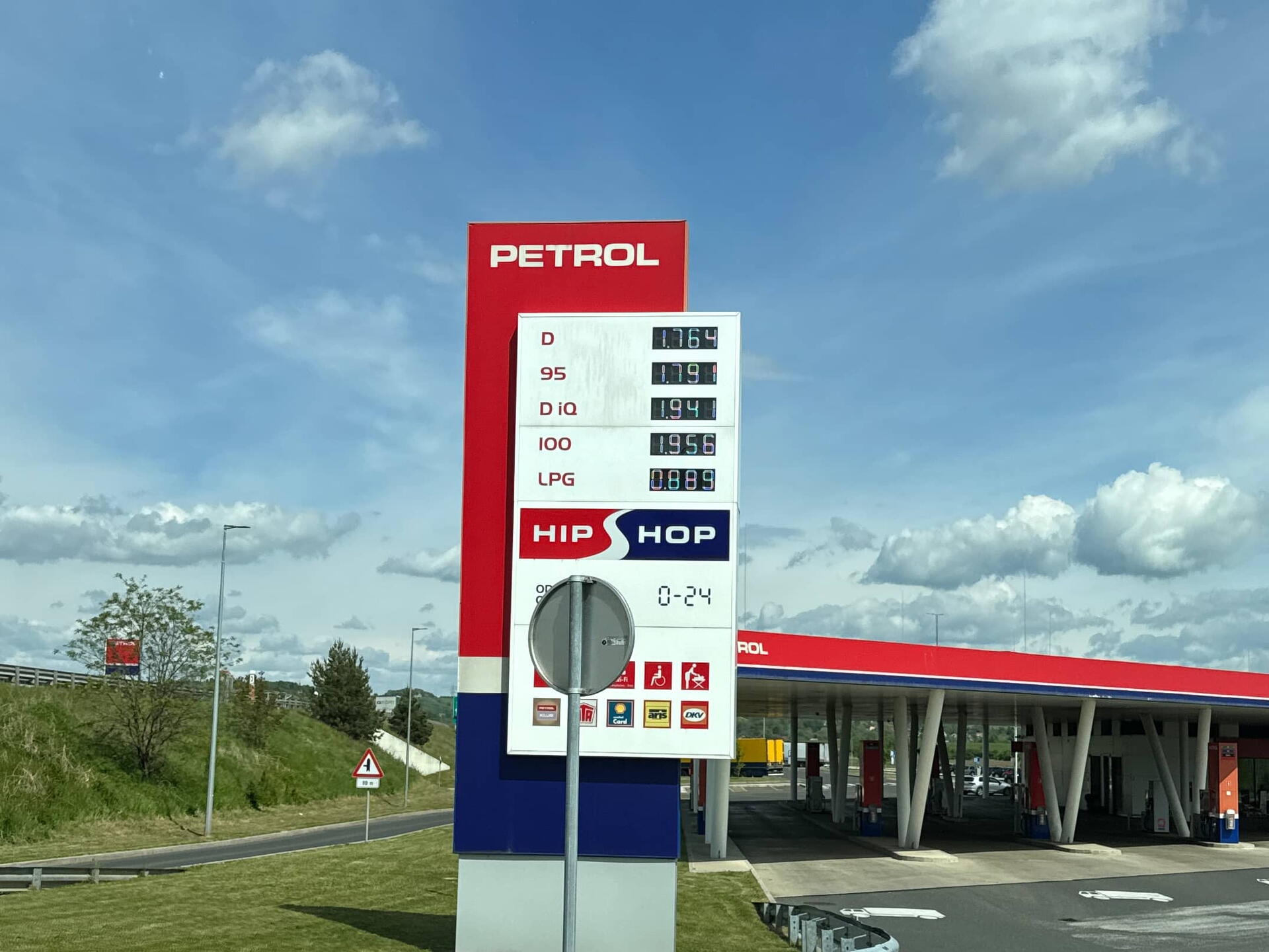 Ceny paliv ve Slovinsku k 22. 4. 2024