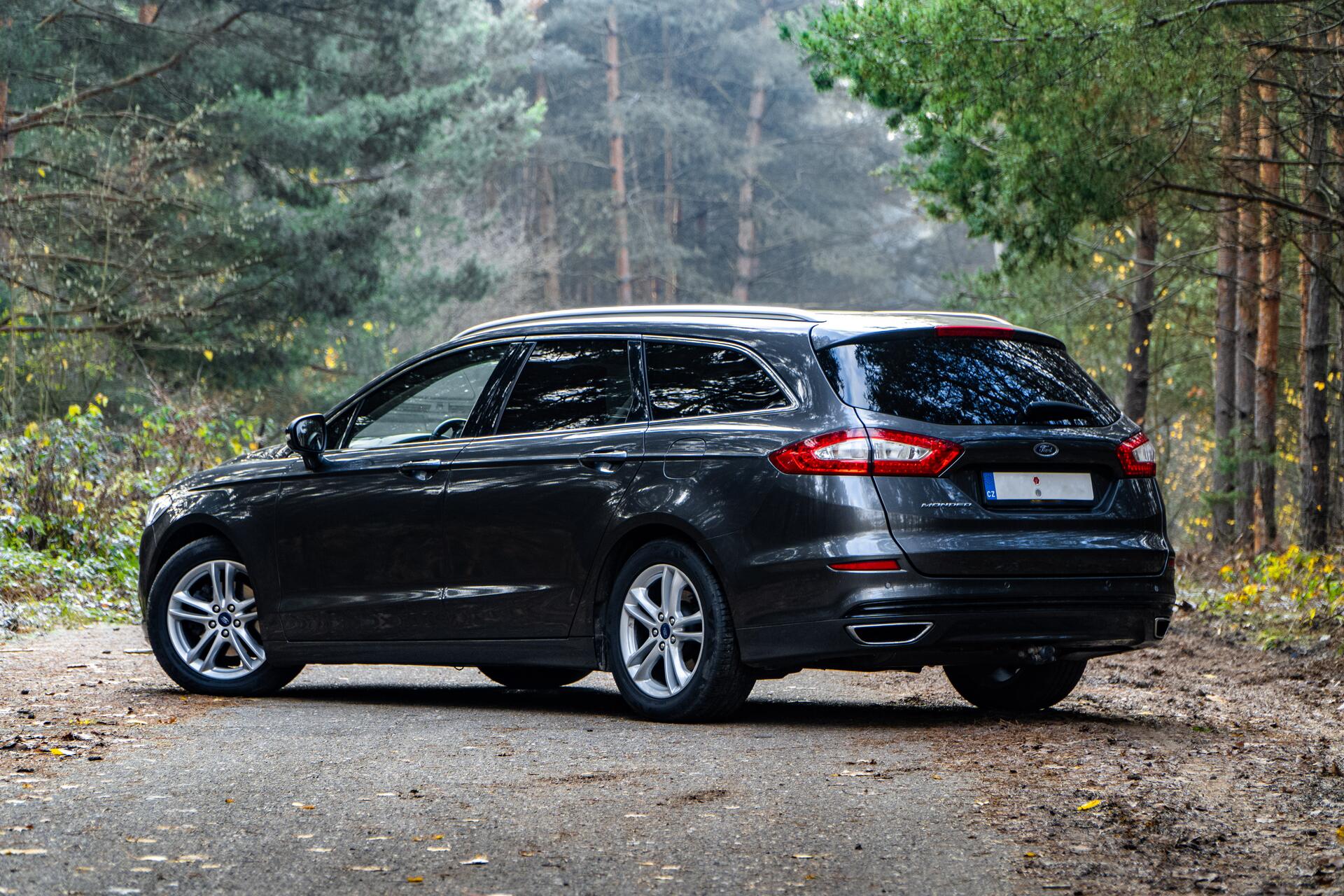 Testov n Ojetiny Ford Mondeo MK5 Port l idi e