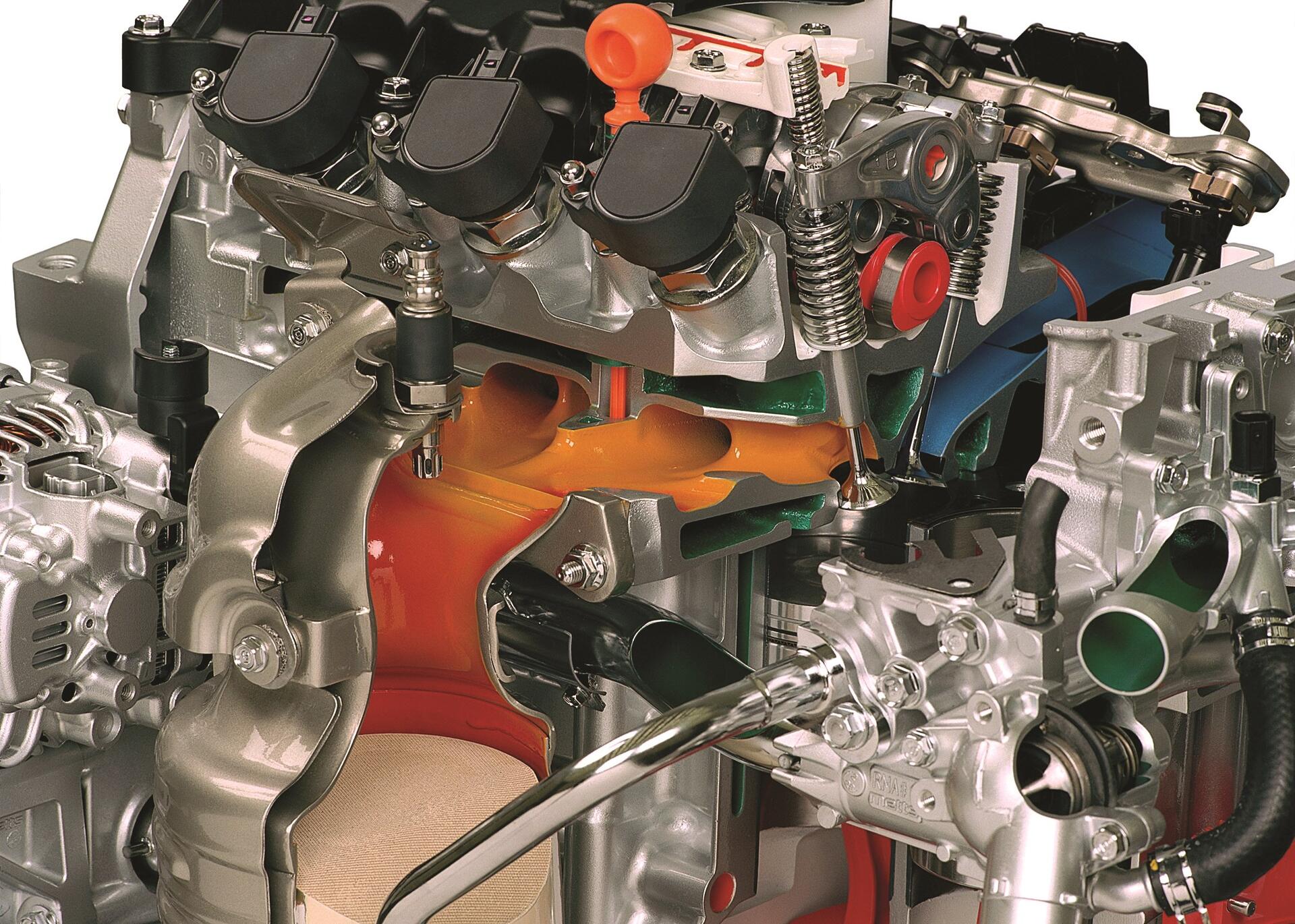 Honda VTEC - průřez motorem