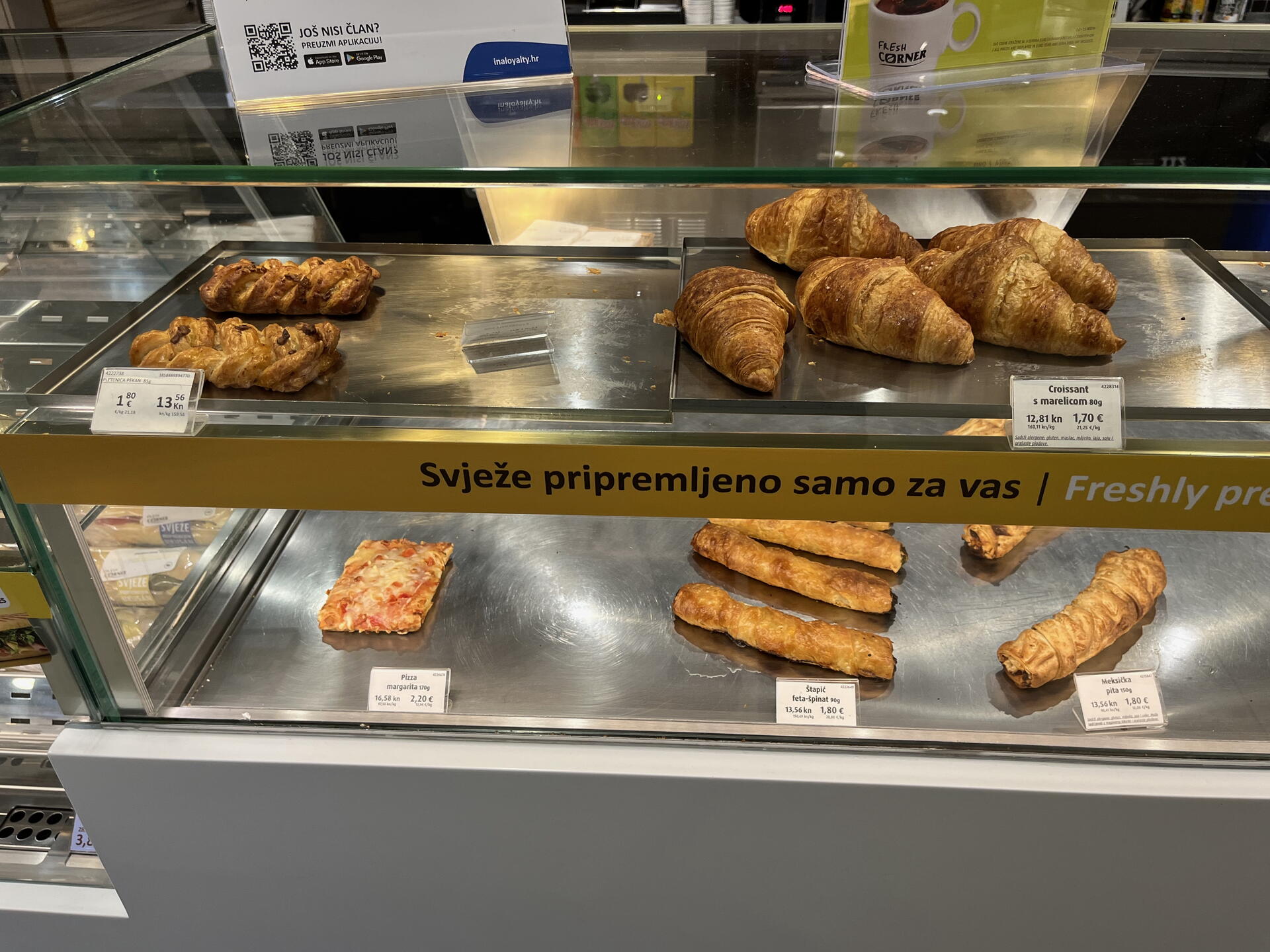 Pečivo na INA Mogorić