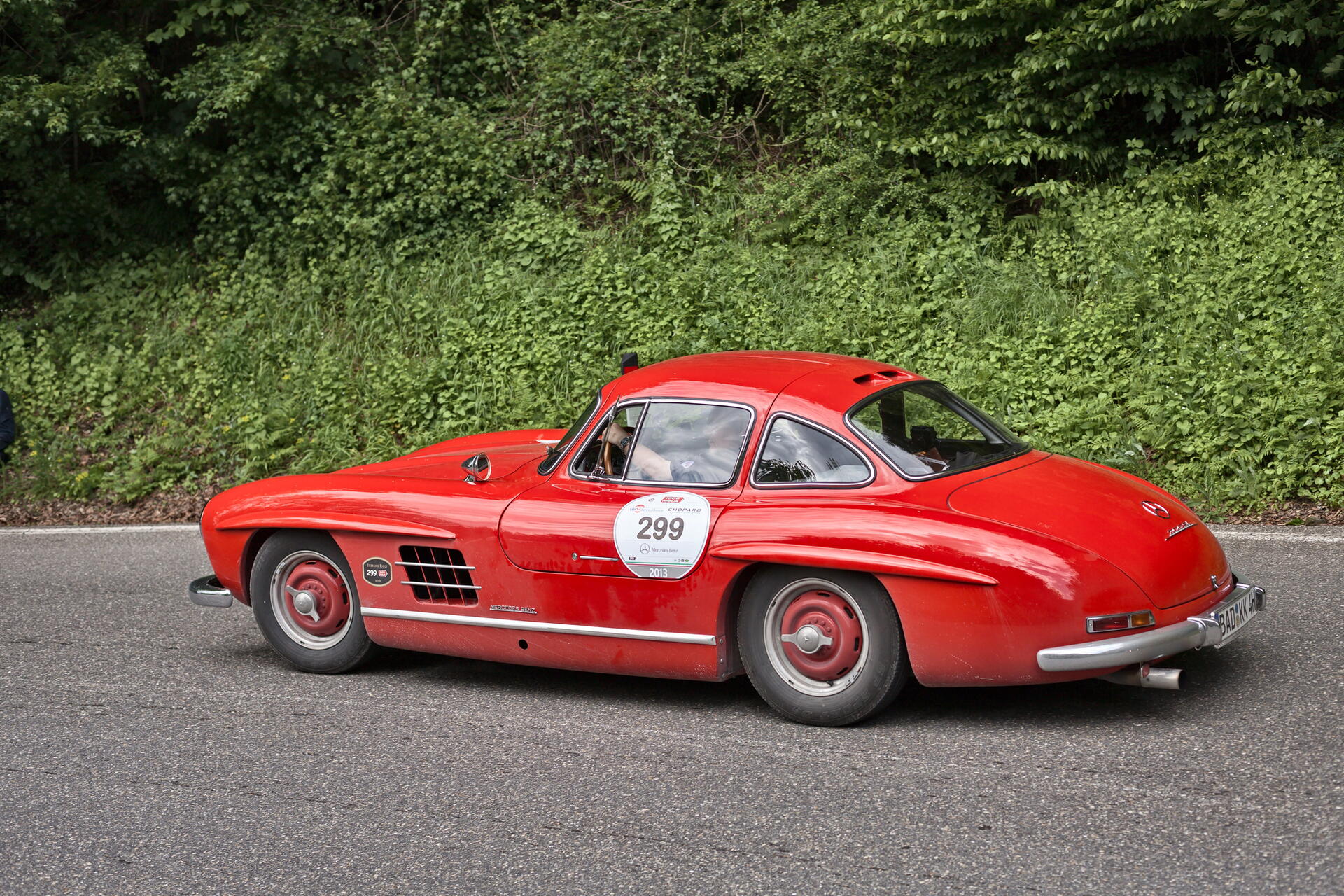 Legendy mezi automMercedes-Benz 300 SLbily: Modely Mercedes-Benz, které změnily svět automobilů