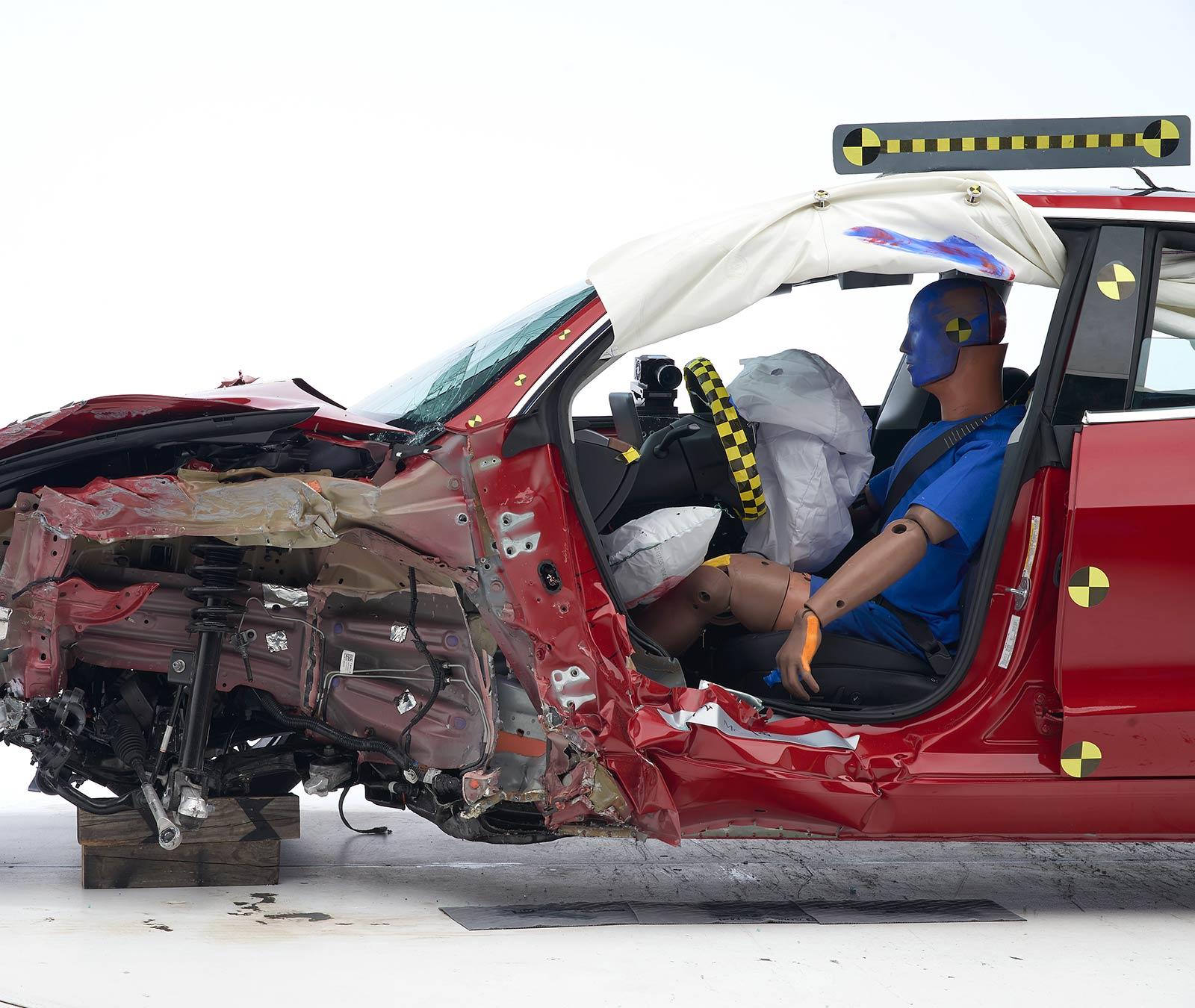 Model 3 je teprve druhý elektromobil, který dosáhl v IIHS na nejvyšší hodncoení
