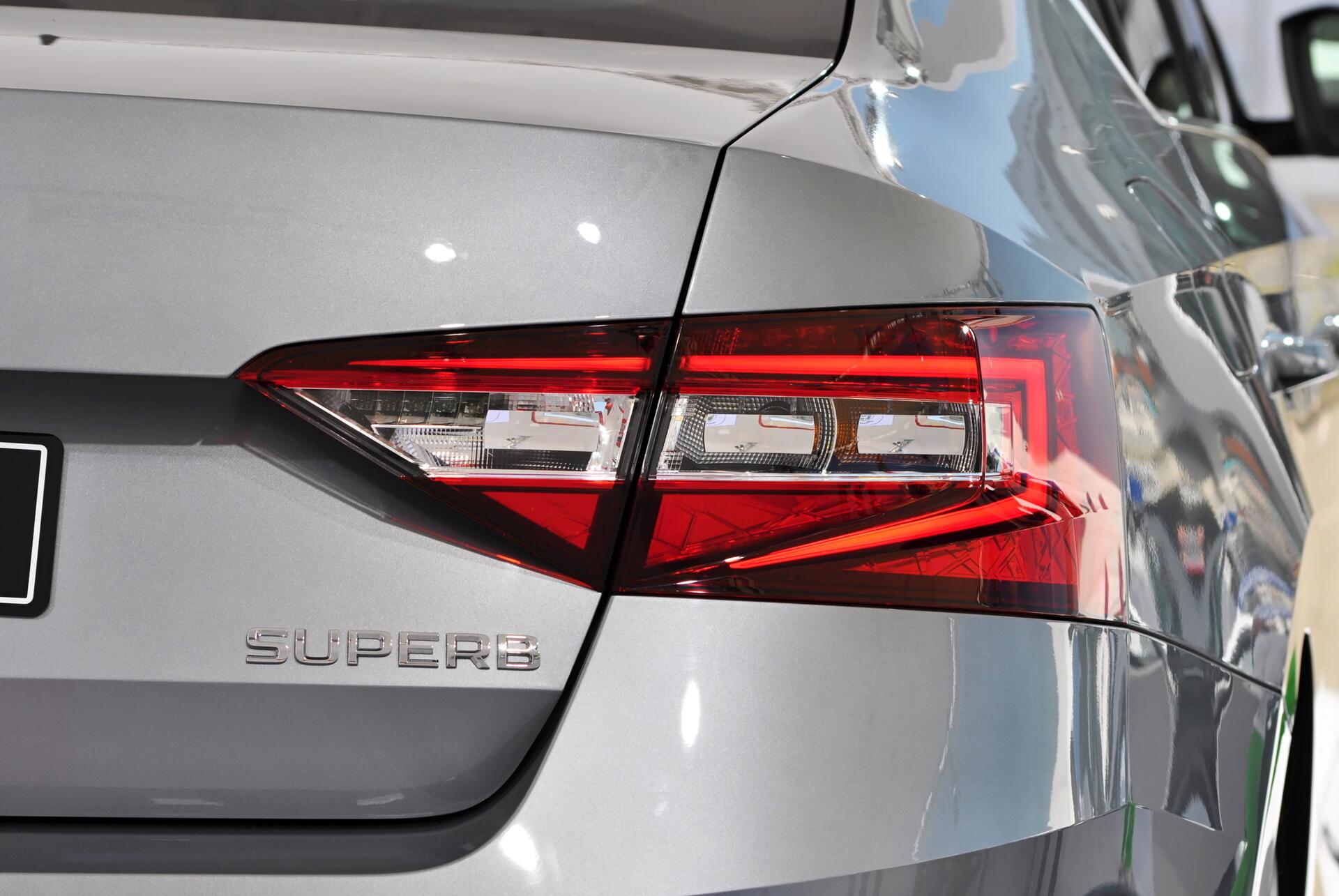Nejlepší způsoby financování vozu Škoda Superb