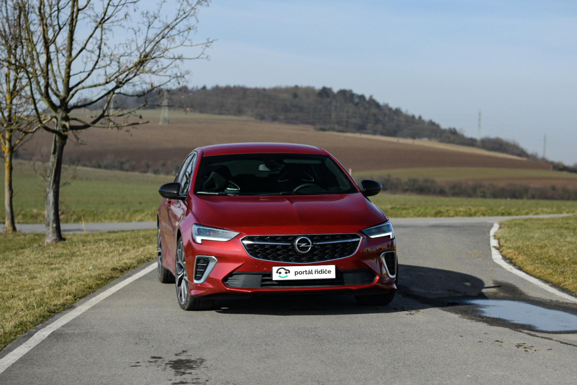 Opel Insignia v redakčním testu Portálu řidiče