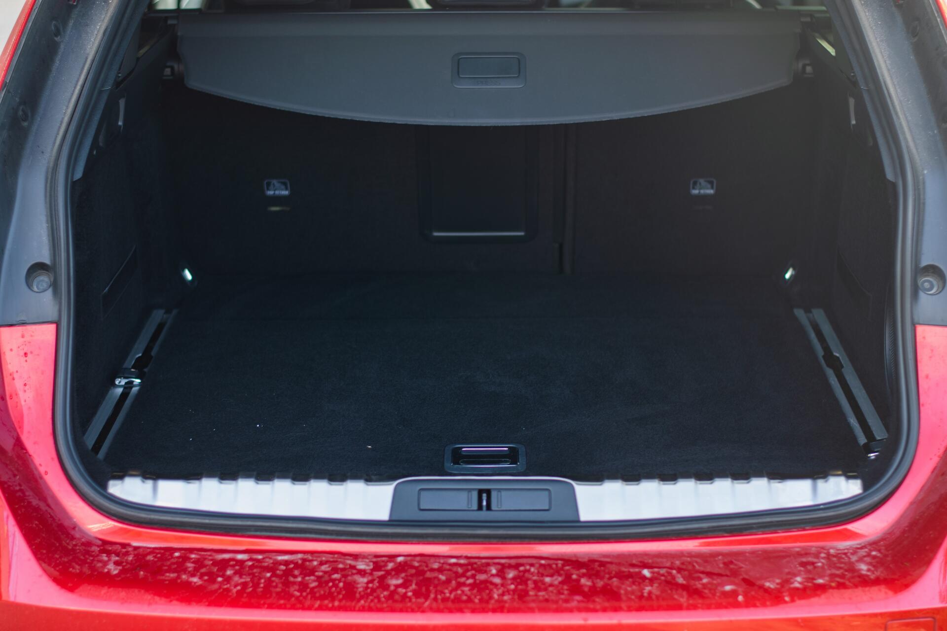 Peugeot 508 kombi - zavazadlový prostor