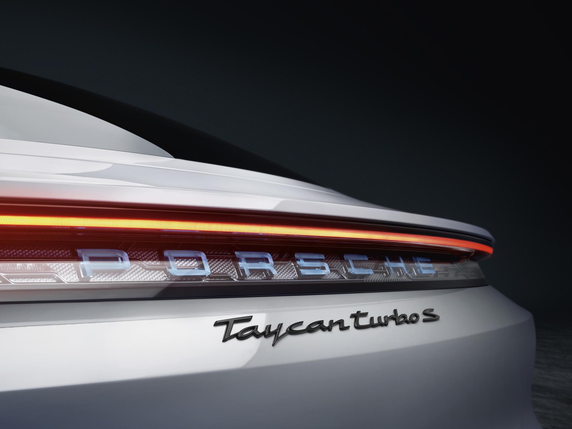 Porsche Taycan: Oficiálně první elektromobil německé automobilky Porsche
