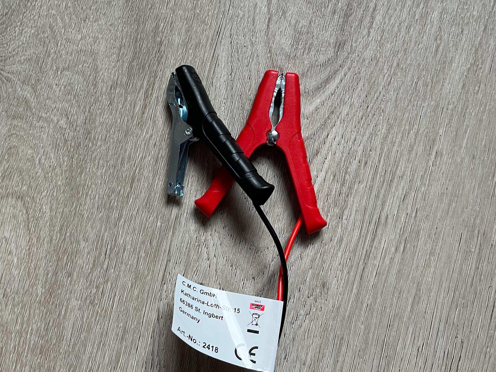 Jedna z krytek to nevydržela a hned v den koupě odpadla