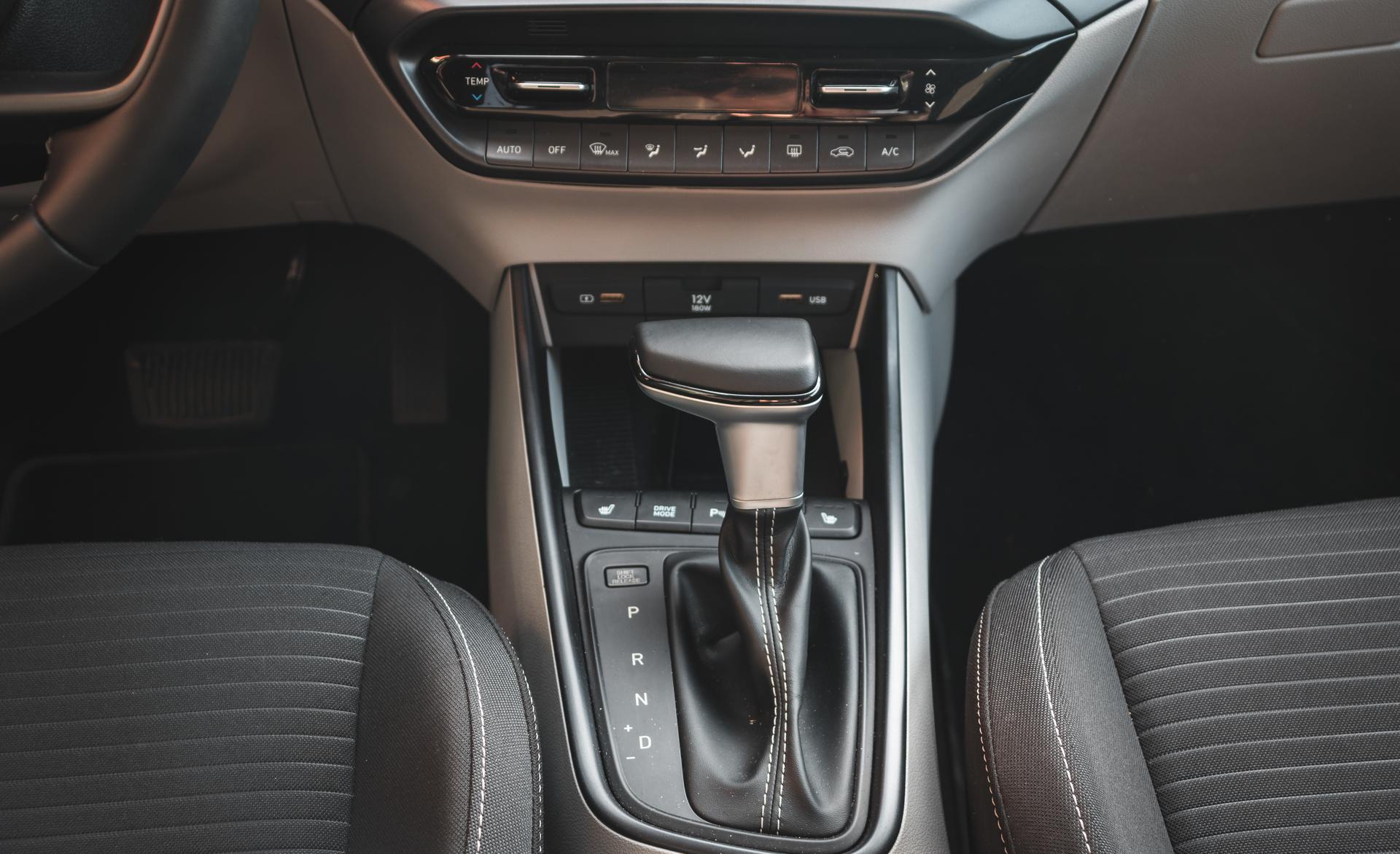 Test: Hyundai i20 - interiér