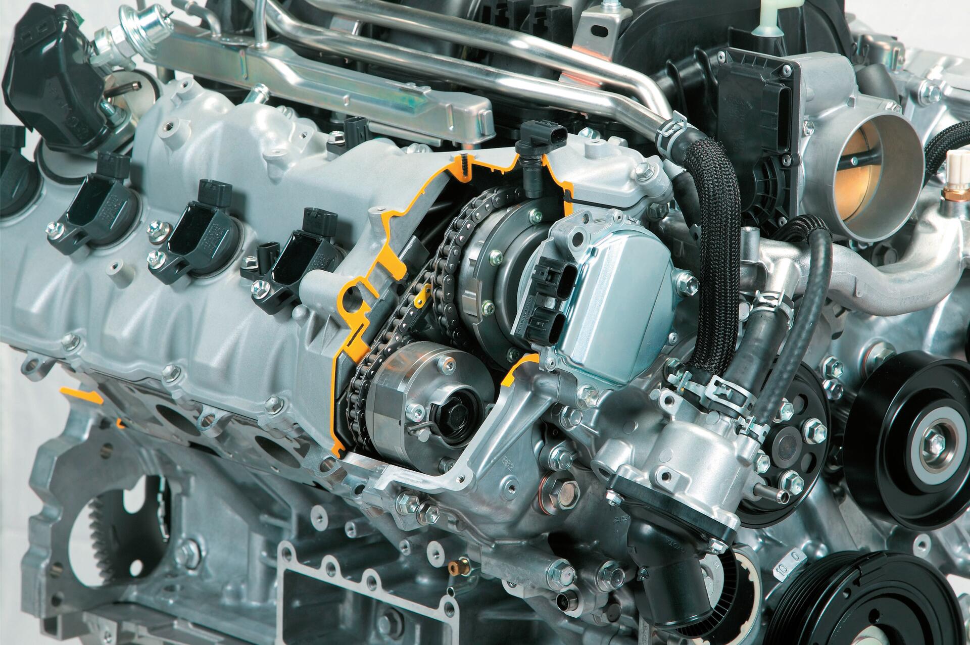 Motor pro Lexus LS460 s jasně viditelným systémem VVT-iE