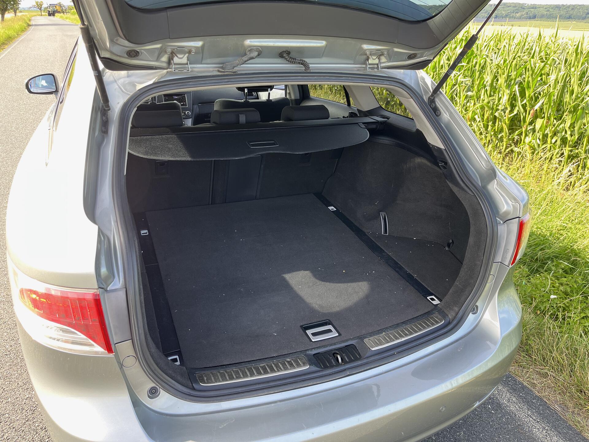 Test ojetiny: Toyota Avensis T270