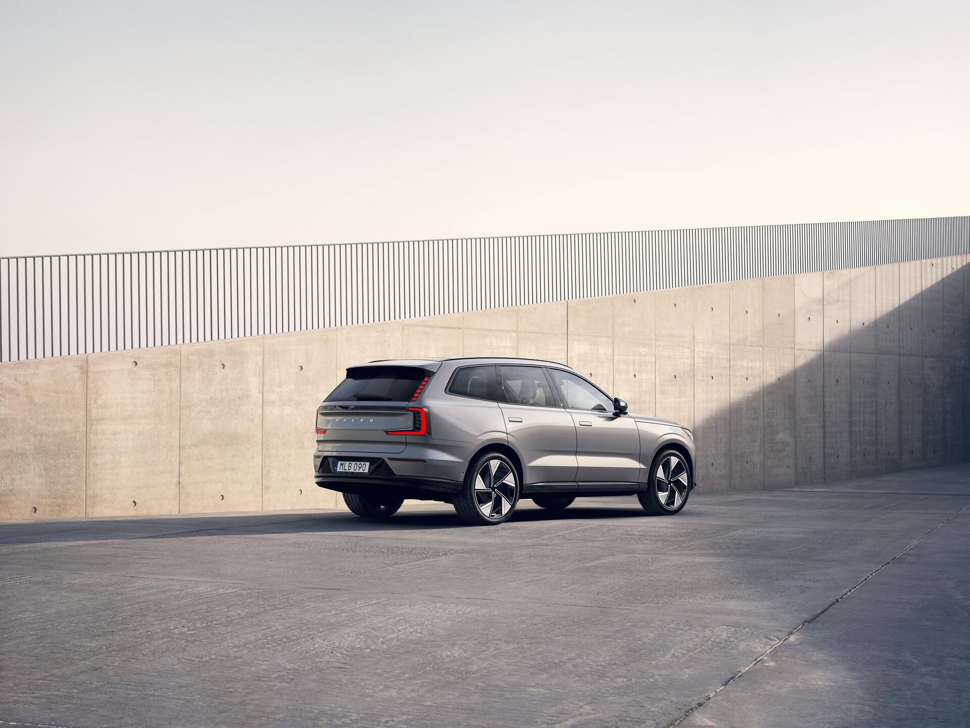 Volvo EX90 - exteriér vozu