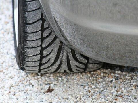 Testy celoročních pneu