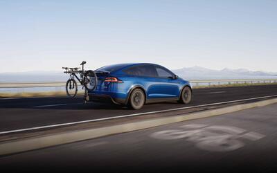 Model X zadní pohled