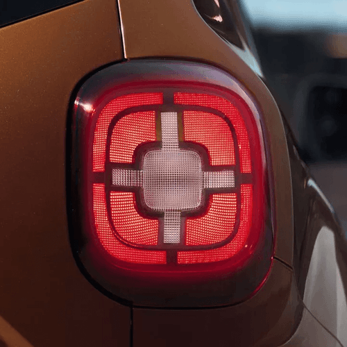 Dacia Duster zadní světlo