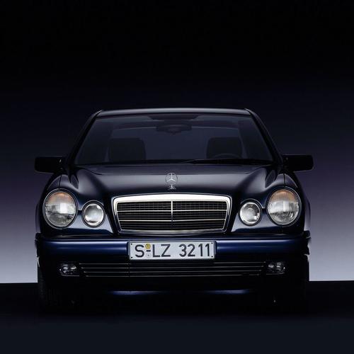 Mercedes-Benz E druhé generace