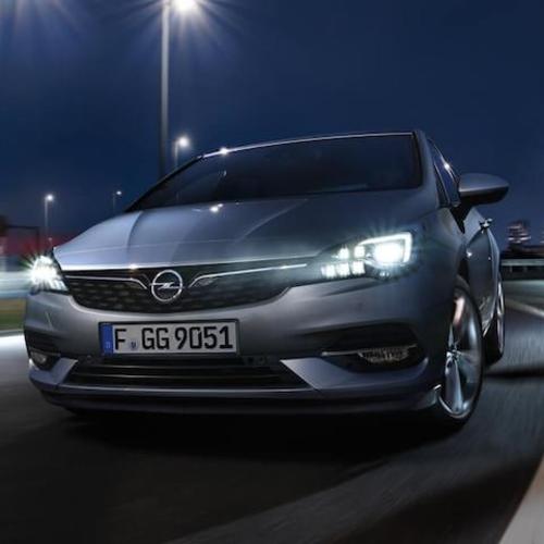 Opel Astra hatchback zepředu