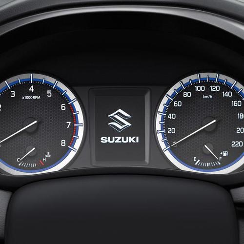 Přístrojová deska u Suzuki S-Cross
