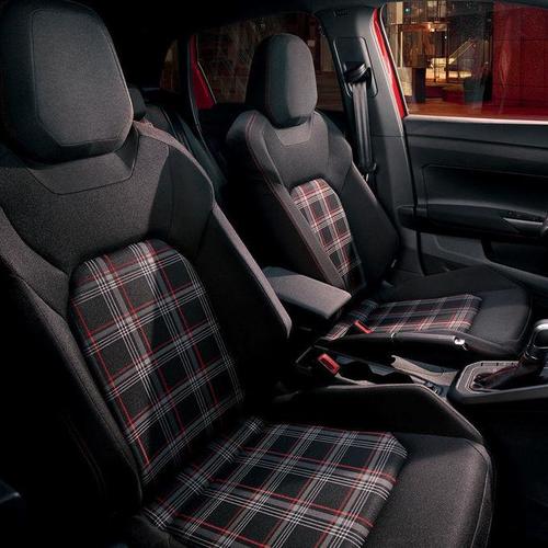 Volkswagen Polo GTI sedačky