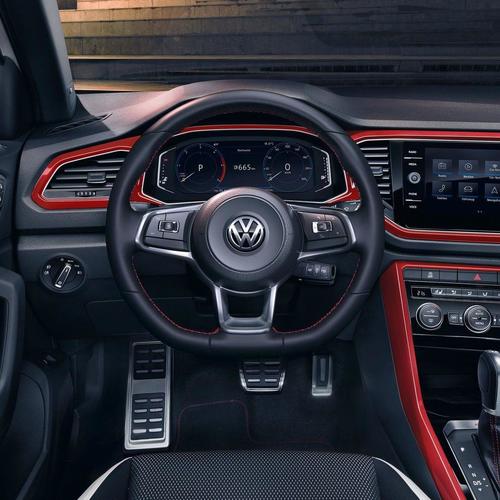 Volkswagen T-Roc interiér