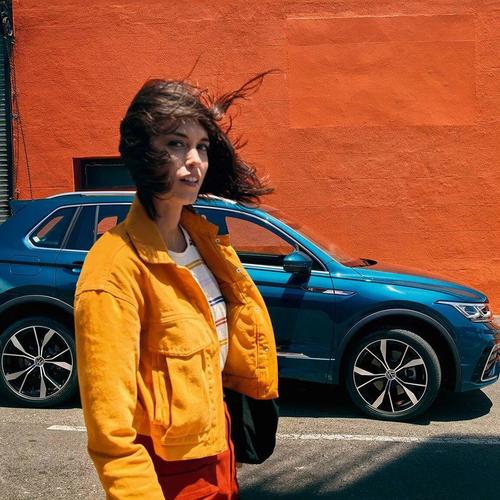 Volkswagen Tiguan z boku