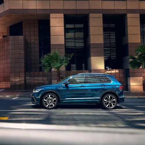 Volkswagen Tiguan za jízdy