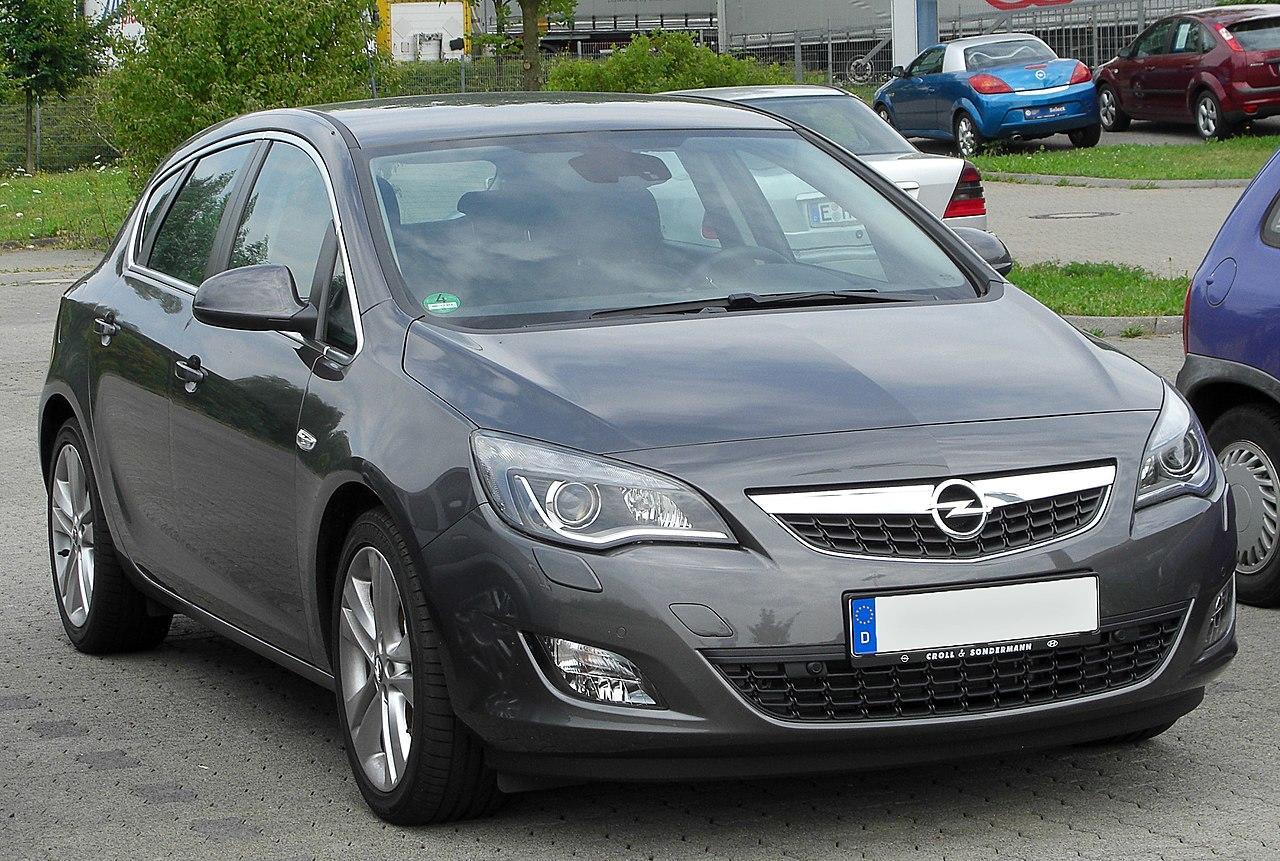 Opel Astra hatchback - 4. generace