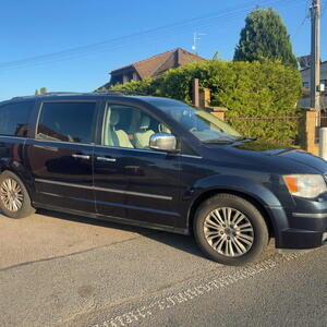 Chrysler Grand Voyager MPV 3,8 V6 LPG Limited 2008 142kW automat