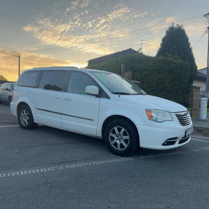 Chrysler Town & Country MPV 3,6 DVD StownGo kůže 2013 212kW automat