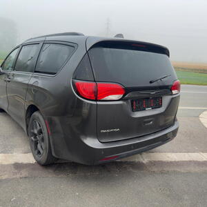 Chrysler Pacifica MPV 212kW automat