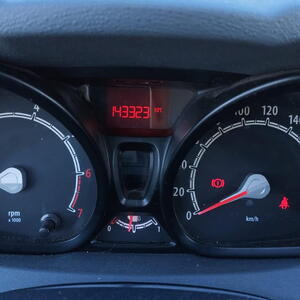 Ford Fiesta hatchback 1,3, bezin manuál