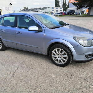 Opel Astra 1.6 TWINPORT automat